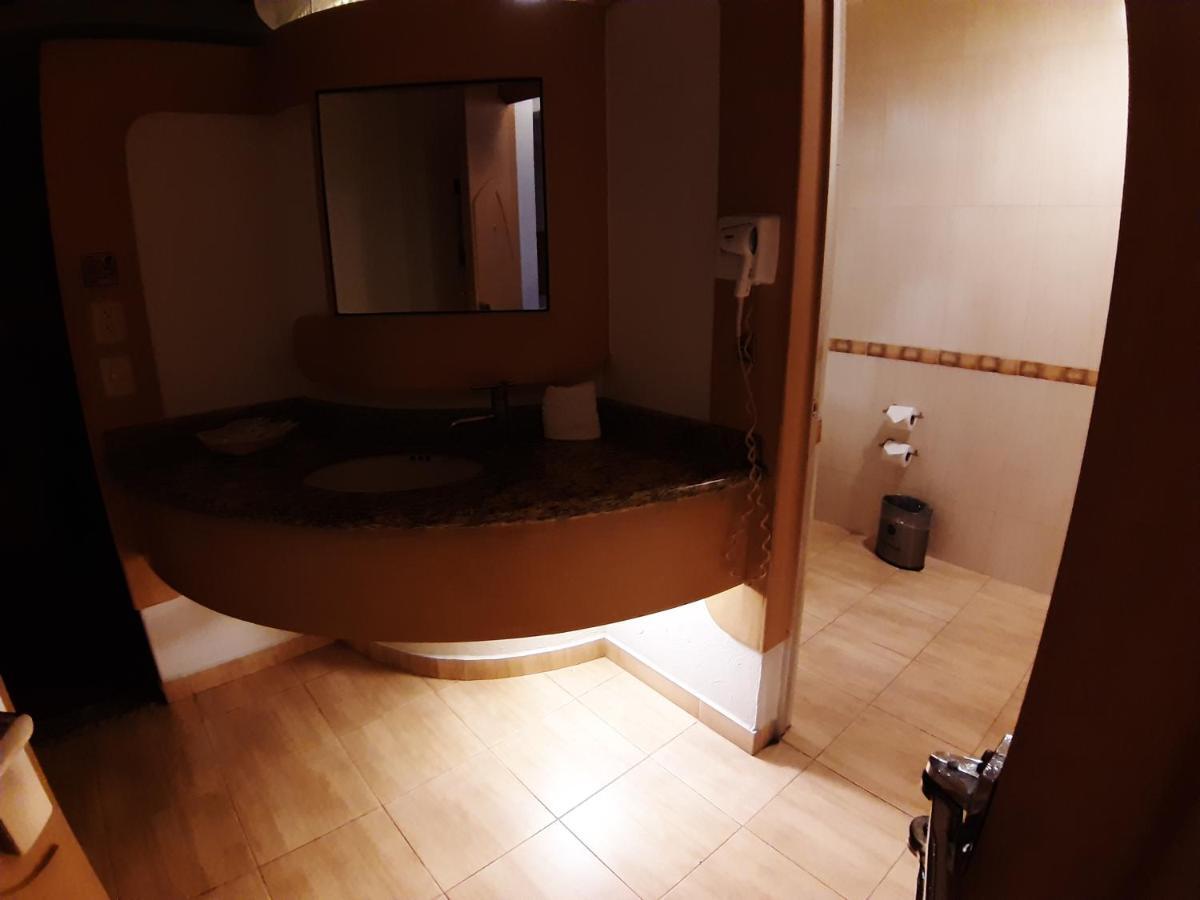 Auto Hotel Legaria Città del Messico Esterno foto