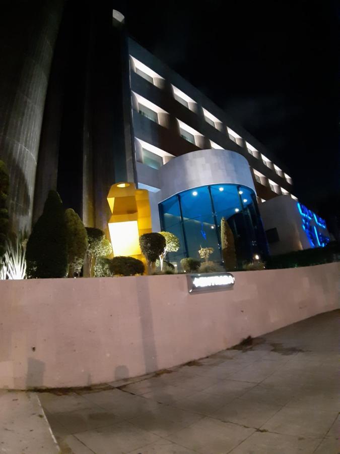 Auto Hotel Legaria Città del Messico Esterno foto