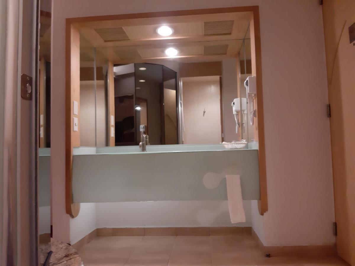 Auto Hotel Legaria Città del Messico Esterno foto