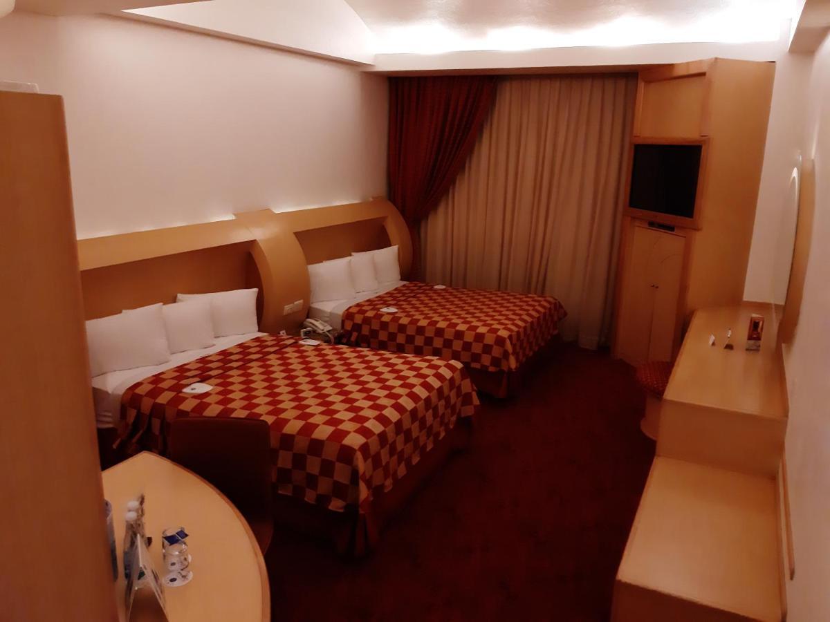 Auto Hotel Legaria Città del Messico Esterno foto