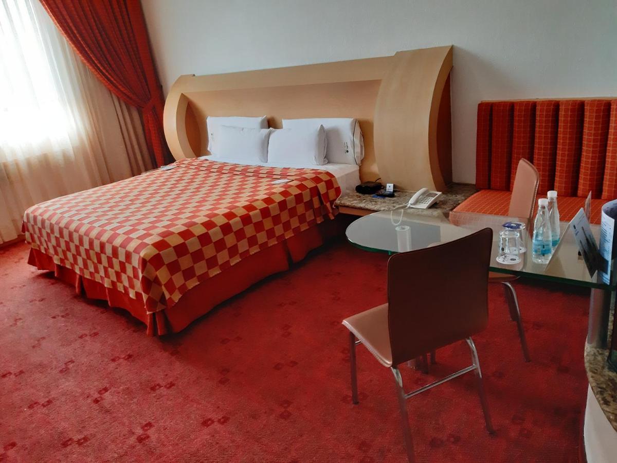 Auto Hotel Legaria Città del Messico Esterno foto
